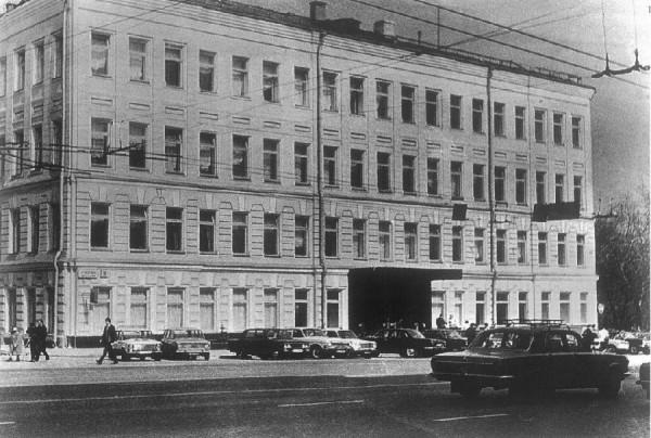 1950年四川一地主家搜出借據,上報後驚動中央,朱德:是我欠的 1950年四川一地主家搜出借據,上報後驚動中央,朱德:是我欠的