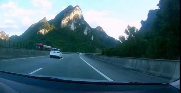 奇妙的河池小三峽，有桂林山水之秀美，又有三峽之雄偉，太美了