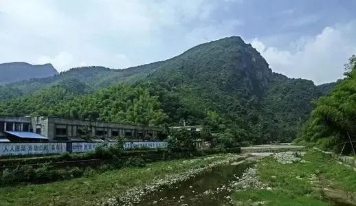 夢迴落兒嶺之快樂穿行五桂峽