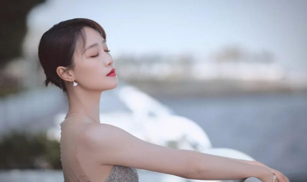 狼性女孩藍盈瑩：演技碾壓章子怡，卻因野心太大被吐槽