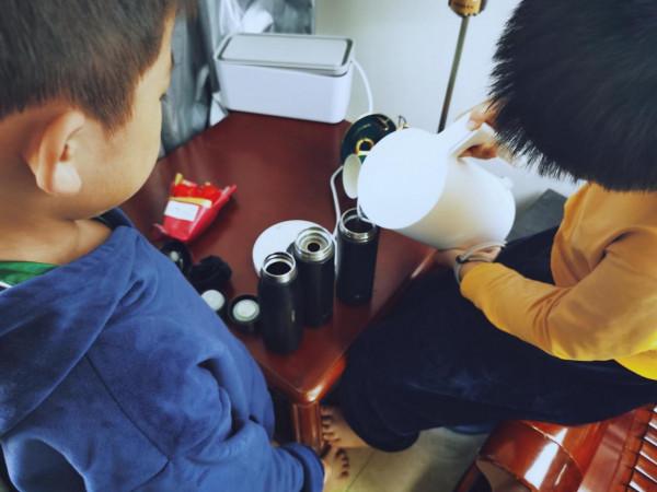 食品級，精準控溫，超平民價的米家電水壺2這麼6？