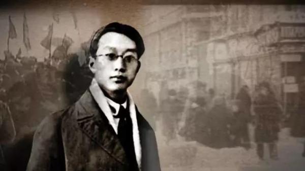 陳毅按約定等人接頭，被一大爺拉住：快跑，偽裝成教書匠逃過一劫