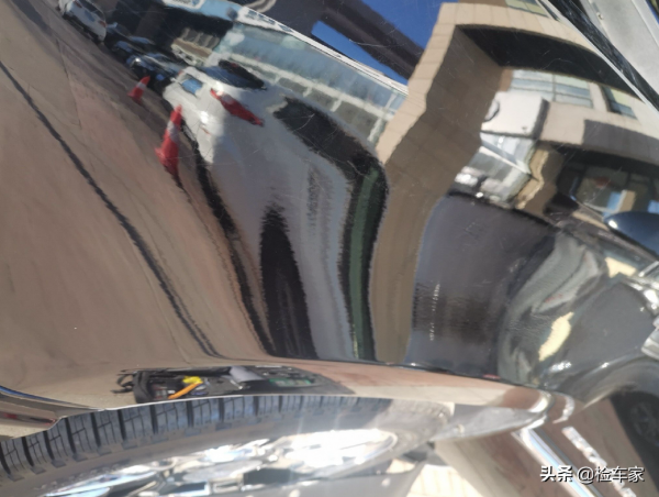 錢多燒得慌？當年新車136萬的凱迪拉克凱雷德如今還值多少錢