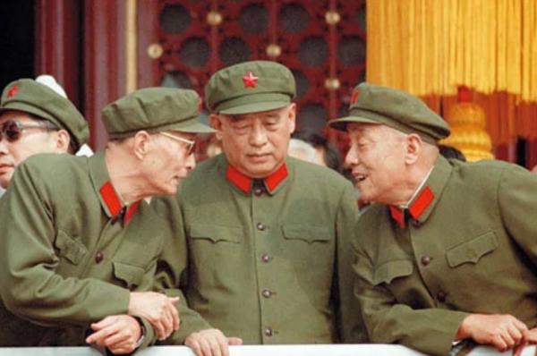 運載火箭發射前，油箱發現陰影，結果檢查出一根鞋帶，張愛萍大怒