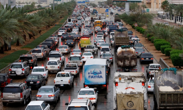 中東面面觀丨F1大獎賽首次落戶沙特 石油王國為何對汽車產業如此上心？