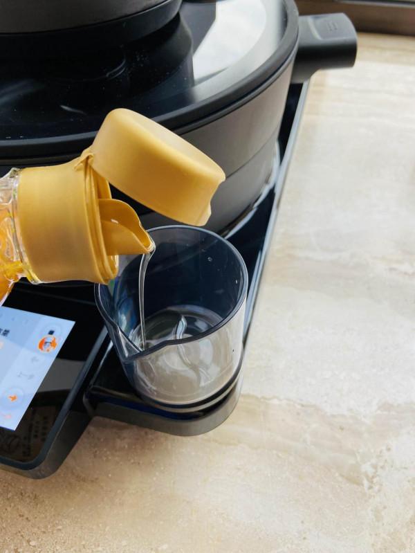 一鍵秒變大廚，拯救不會做菜的你——食萬2.0智慧炒菜機使用體驗