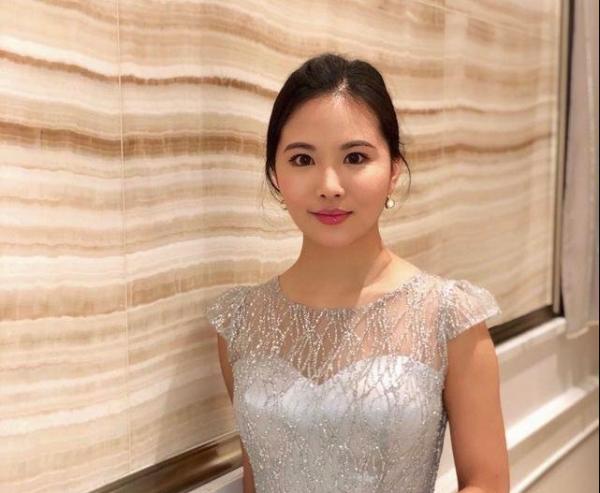 身家300億劉鑾雄長子,卻鍾情相貌平凡的女人,他到底想要什麼? 身家300億劉鑾雄長子,卻鍾情相貌平凡的女人,他到底想要什麼?