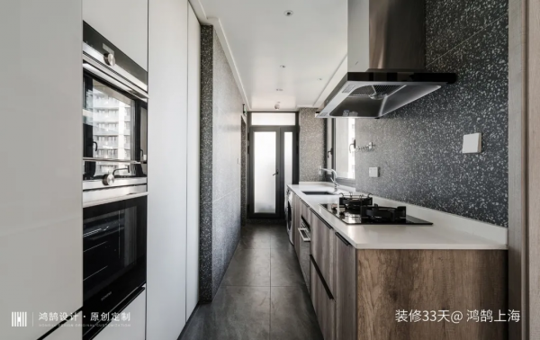 中島餐廳，多功能書房，現代質感大三室