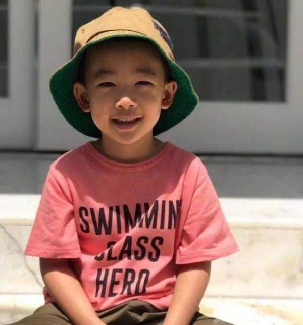 有種長相叫“複製貼上”,這些星二代,可都沒浪費父母的基因 有種長相叫“複製貼上”,這些星二代,可都沒浪費父母的基因