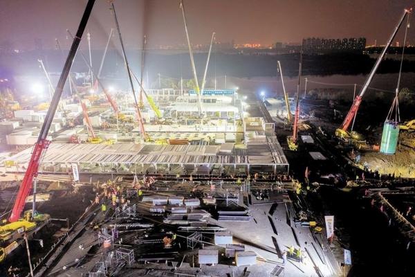 在美國政客壓力下，蘋果會撤出中國嗎？如果硬撤離，蘋果會倒閉？