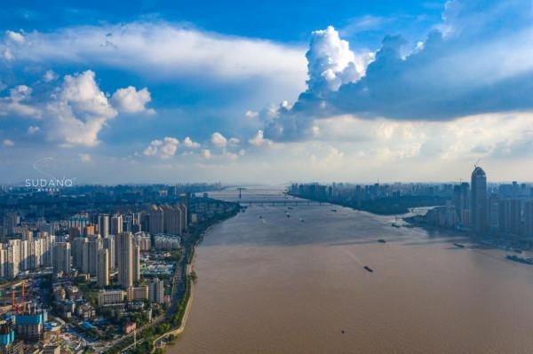 沒有長江，武漢未必就是“大武漢”！中國江城中的獨一無二