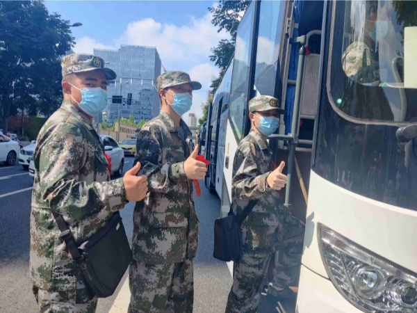 滿屏回憶！中國軍人的專屬3個月，強！