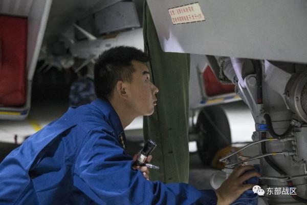 奪取制空權、遠端制導攻擊……戰鬥在下半夜打響