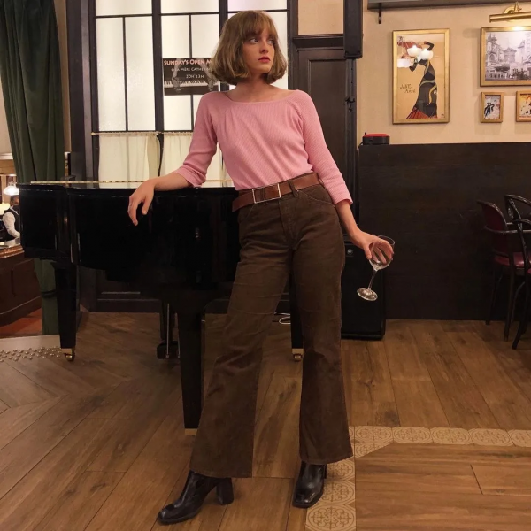 外套裡面別穿衛衣了！秋冬這麼穿撩人又氣質