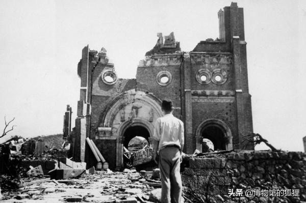 長崎核爆奇聞:日軍最強戰鬥機部隊拒絕出戰,吃著便當觀看蘑菇雲 長崎核爆奇聞:日軍最強戰鬥機部隊拒絕出戰,吃著便當觀看蘑菇雲