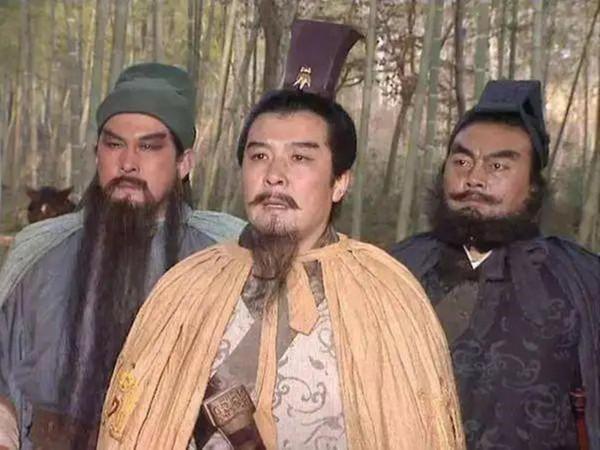 將於和偉版、孫彥軍版“劉備”作比較,差別就出來了 將於和偉版、孫彥軍版“劉備”作比較,差別就出來了