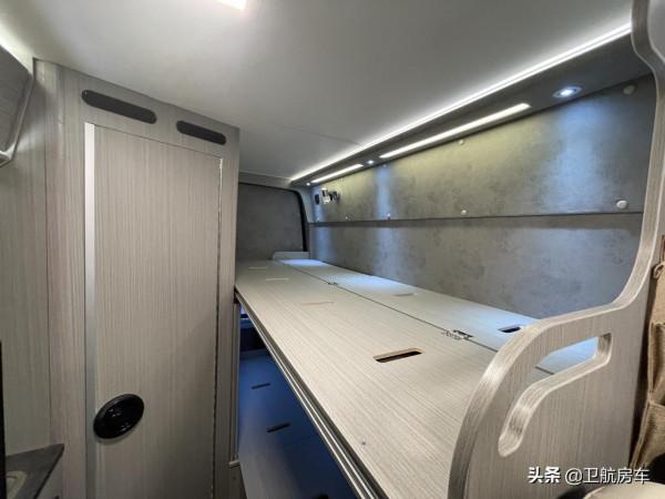 F590 五座商務款，無吧檯大空間