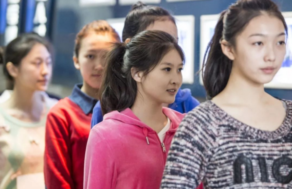 趙今麥被稱“星圈學霸”,看完她的課堂筆記,網友:難怪考524分 趙今麥被稱“星圈學霸”,看完她的課堂筆記,網友:難怪考524分