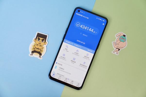 OPPO也有價效比，65W閃充+64MP三攝，256G記憶體僅1999元