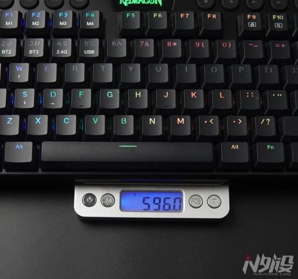 紅龍K618 RGB三模無線超薄機械鍵盤體驗