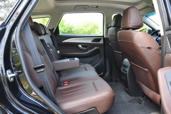 捷途X90 PLUS車型配置分析