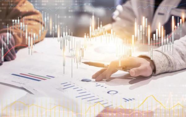 汽車自主三強，拿科技故事拯救“掉隊危機”？