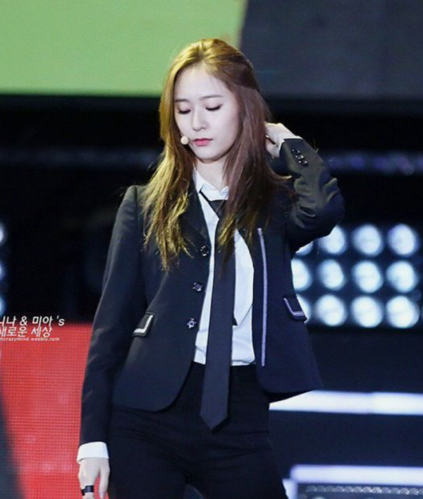 鄭秀晶 FX成員宋茜的隊友,繼承者們中的李寶娜,你們喜歡嗎 鄭秀晶 FX成員宋茜的隊友,繼承者們中的李寶娜,你們喜歡嗎