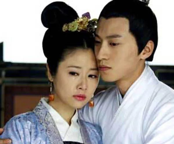 抑鬱症去世的10位明星，每一位都令人痛惜，最大47歲最小的才22歲