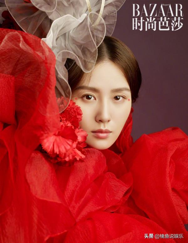 34歲劉詩詩又美出圈了！拍攝牡丹花間大片，優雅華麗好似花仙子