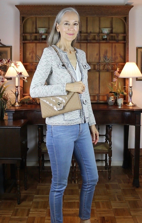 入秋之後建議少穿闊腿褲,跟這位奶奶學“九分小腳褲”搭配更時髦 入秋之後建議少穿闊腿褲,跟這位奶奶學“九分小腳褲”搭配更時髦