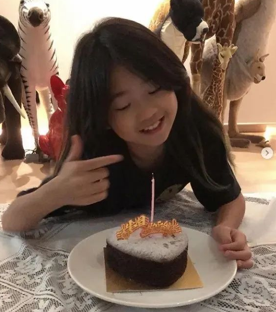 《爸哪》6個萌娃顏值差異大，王詩齡靈氣流失，霓娜青春尷尬期