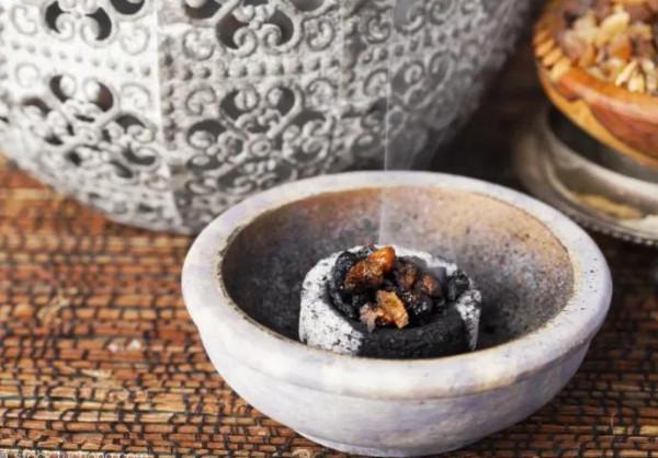 腰間盤突出中藥配方：兩大中藥配方不能忽視