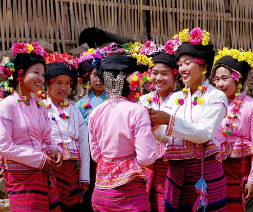 雲南特有的15個少數民族 雲南特有的15個少數民族