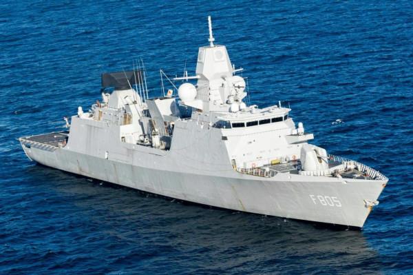 “七省”級護衛艦圖集（132圖）