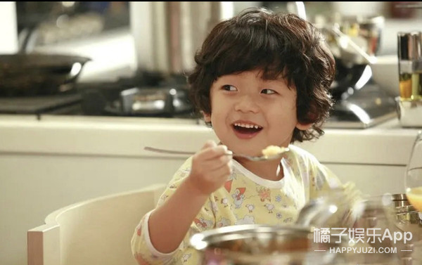 還記得“壞笑弟弟”表情包王錫玄嗎?16歲帶小女友上節目? 還記得“壞笑弟弟”表情包王錫玄嗎?16歲帶小女友上節目?