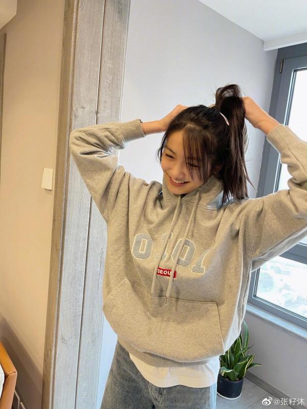 童星也內捲了？張籽沐13歲演高中生，小溫宜紀姿含卻沒小時候火？