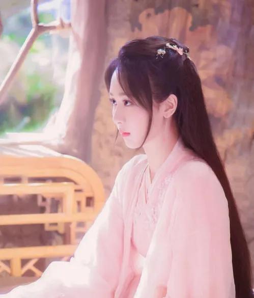 《家有兒女》主演現狀：劉星小雪成頂流明星，弟弟小雨卻無戲可拍