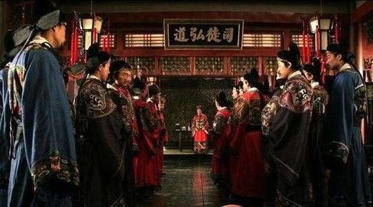 李世民放390名死囚回家過年，約定次年來問斬，後來回來多少人？