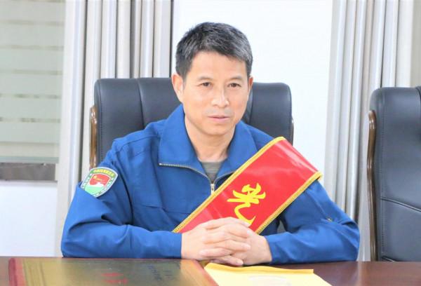 高階軍士“陸航兵王”光榮退休