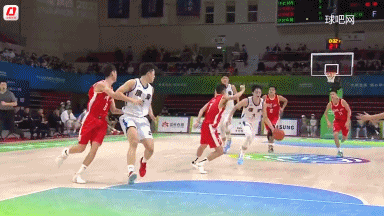 廣東109-80湖北,湯神與胡明軒背道而馳,集體致敬 廣東109-80湖北,湯神與胡明軒背道而馳,集體致敬