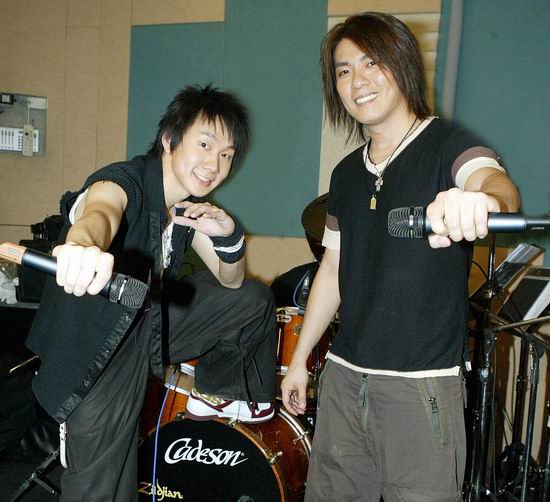 曾經火的一塌糊塗的歌手,時隔多年為何不見露面,他們都在幹什麼 曾經火的一塌糊塗的歌手,時隔多年為何不見露面,他們都在幹什麼