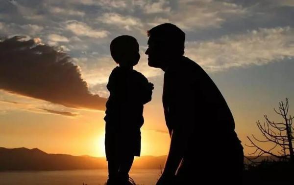 當孩子被欺負時,請別替他說“沒關係”,你的不在意對他傷害很大 當孩子被欺負時,請別替他說“沒關係”,你的不在意對他傷害很大