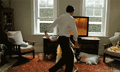 投江自殺前，那個中年男人突然停下來