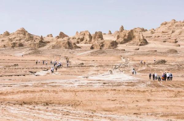 被航天帶火的旅遊體驗集體發酵：“火星”登陸、火山打卡刷屏