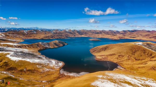 打卡天然湖泊--莽措湖。原來在西藏,最美麗的景色莫過於一錯再錯 打卡天然湖泊--莽措湖。原來在西藏,最美麗的景色莫過於一錯再錯