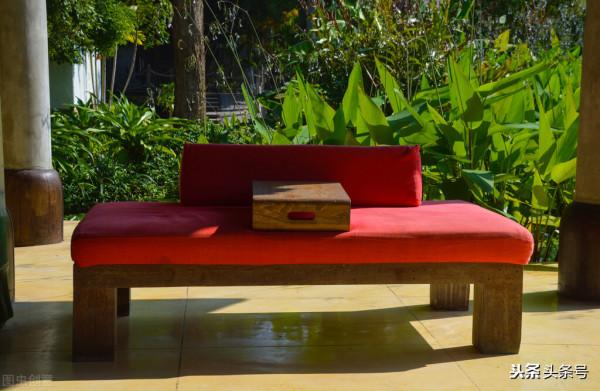 為什麼很多老人退休金並不高，卻有錢四處旅遊？三位老人說大實話