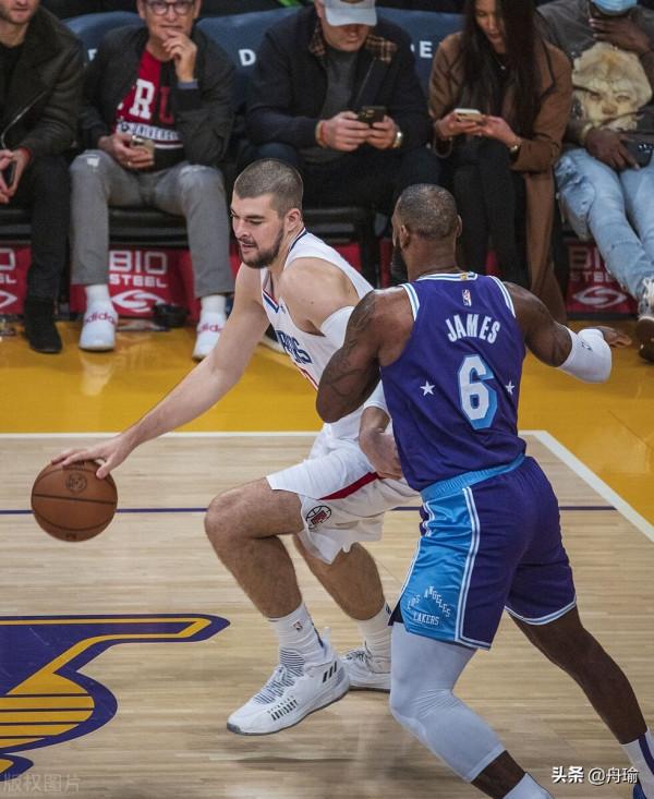 夜覽NBA：湖人三巨頭髮揮佳，胖虎暫無進展，錫伯杜願掛帥美國隊