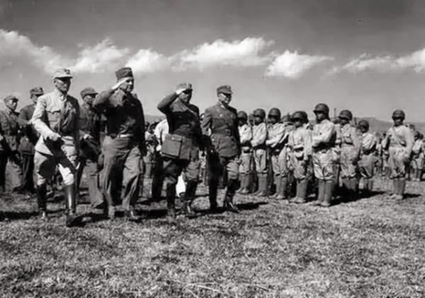 200師師長戴安瀾，在異國他鄉犧牲後，手下的三個團長結局如何？