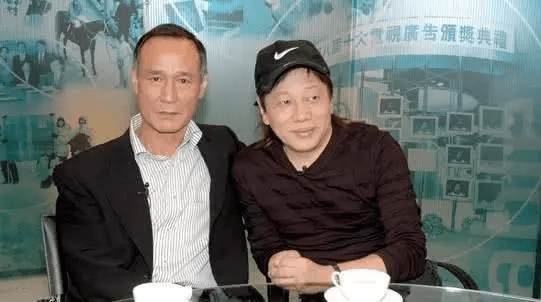 當年向華強陳惠敏非常生氣,集齊兩大幫派聯手,找出“幕後黑手” 當年向華強陳惠敏非常生氣,集齊兩大幫派聯手,找出“幕後黑手”