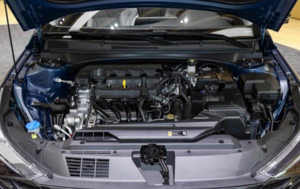 合資A級轎車怎麼選?伊蘭特購車手冊,推薦240T GDi LUX尊貴版 合資A級轎車怎麼選?伊蘭特購車手冊,推薦240T GDi LUX尊貴版